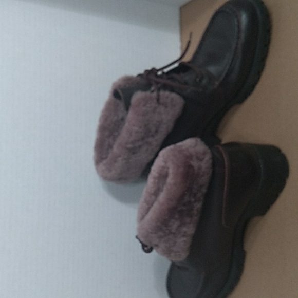 ANKLE BOOTS CLARKS LEATHER  FAUX FUR - Picture 6 of 8